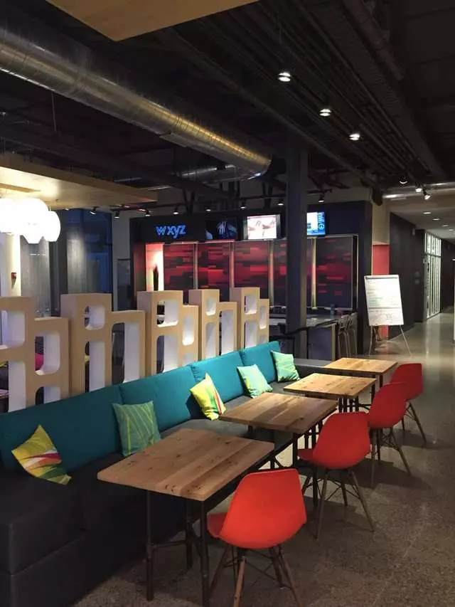 Aloft Buffalo Airport