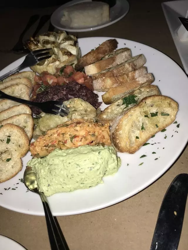 Amici Ristorante & Cafe