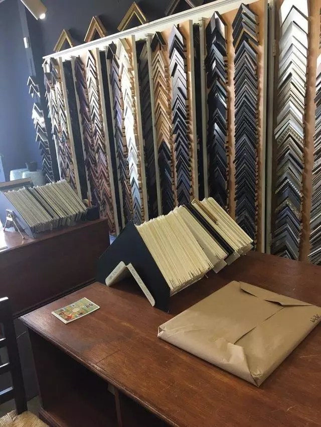 Avenue Art & Frame