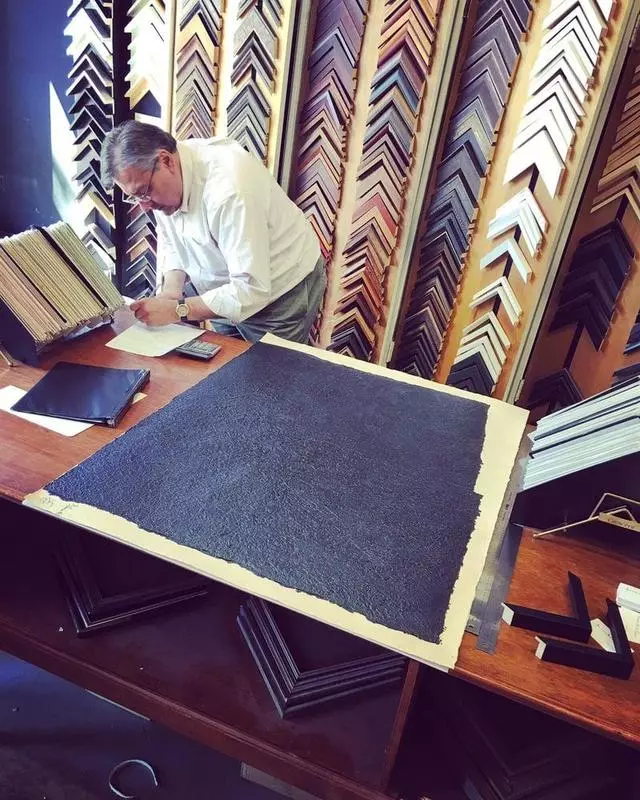 Avenue Art & Frame