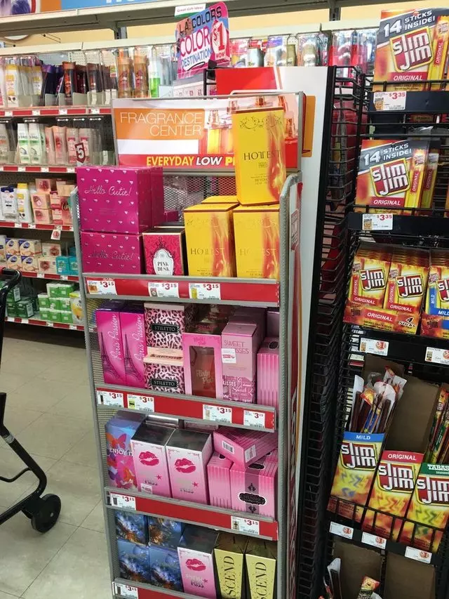 Family Dollar Stores