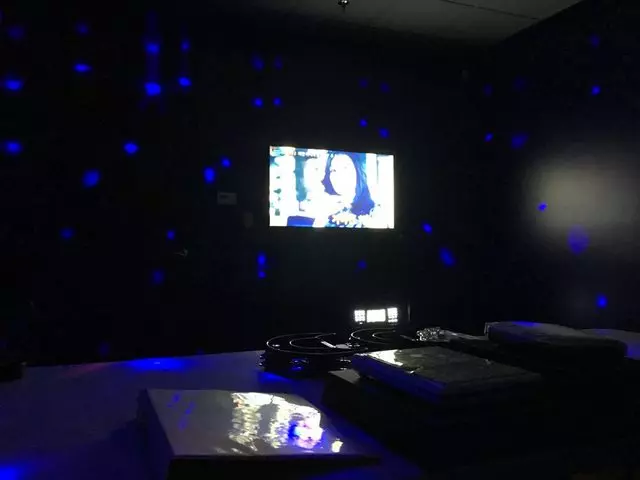Arirang Karaoke Cafe