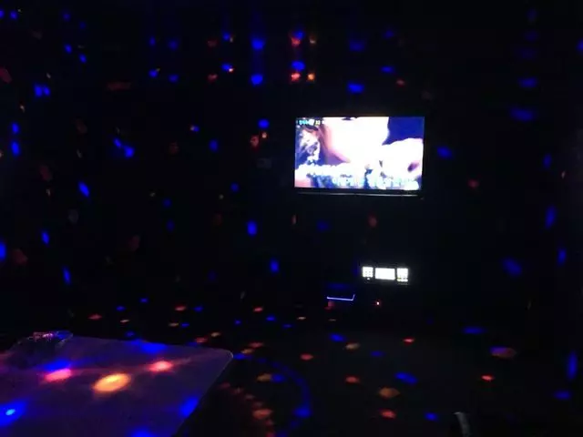 Arirang Karaoke Cafe
