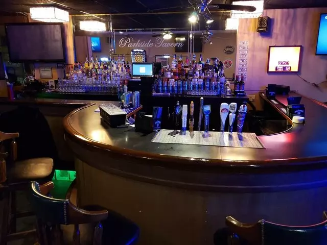 Parkside Tavern
