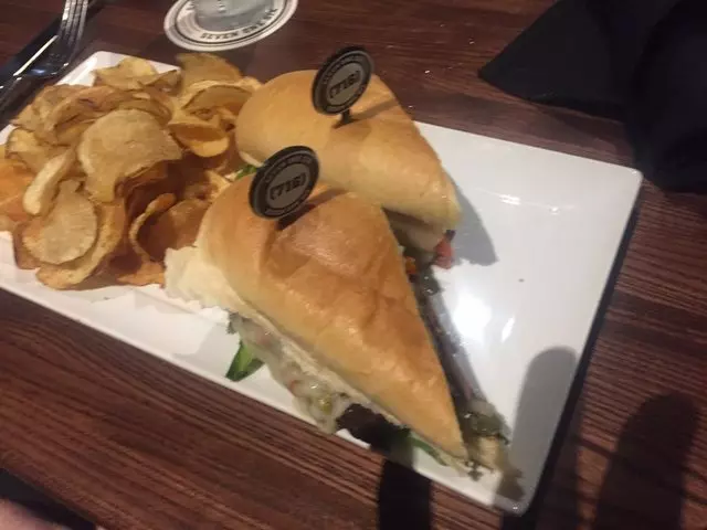 716 Food and Sport