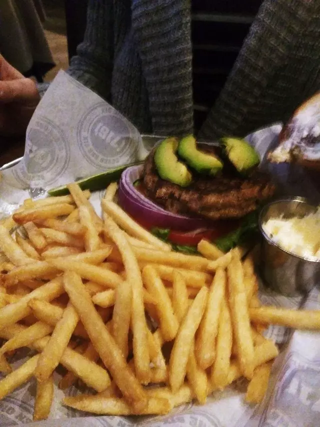 716 Food and Sport
