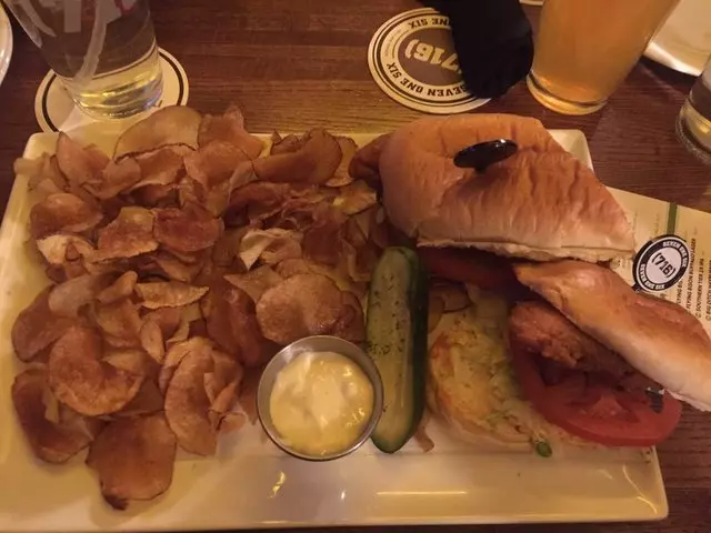 716 Food and Sport