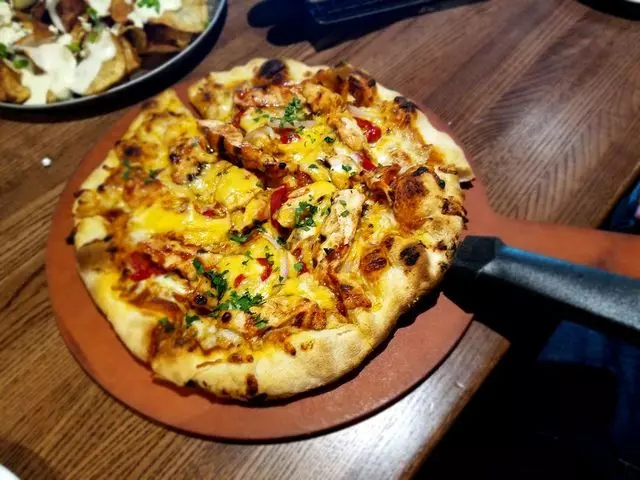 716 Food and Sport