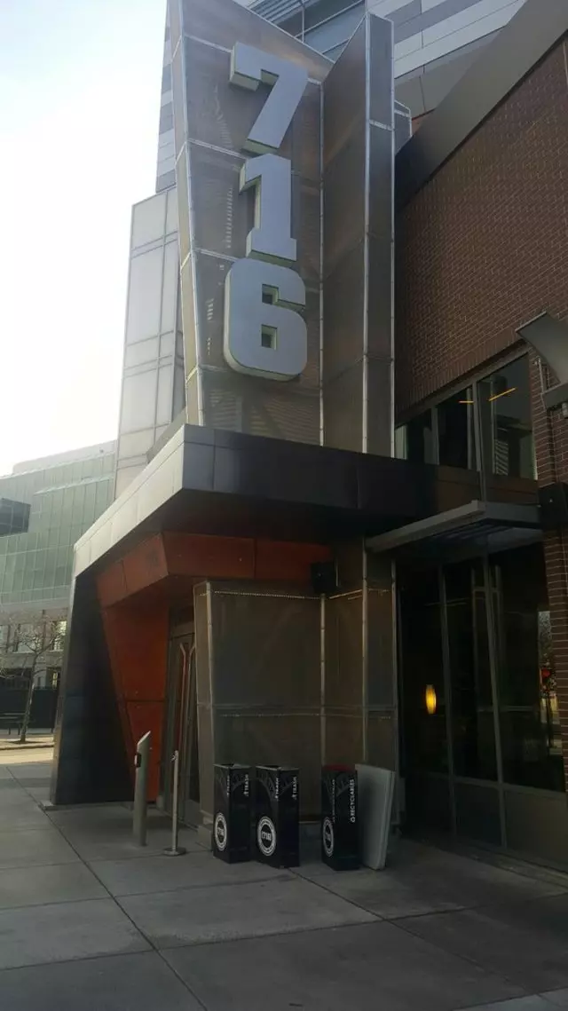 716 Food and Sport