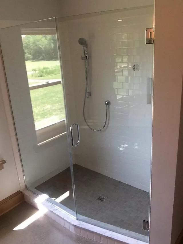 Amthor Glass & Mirror