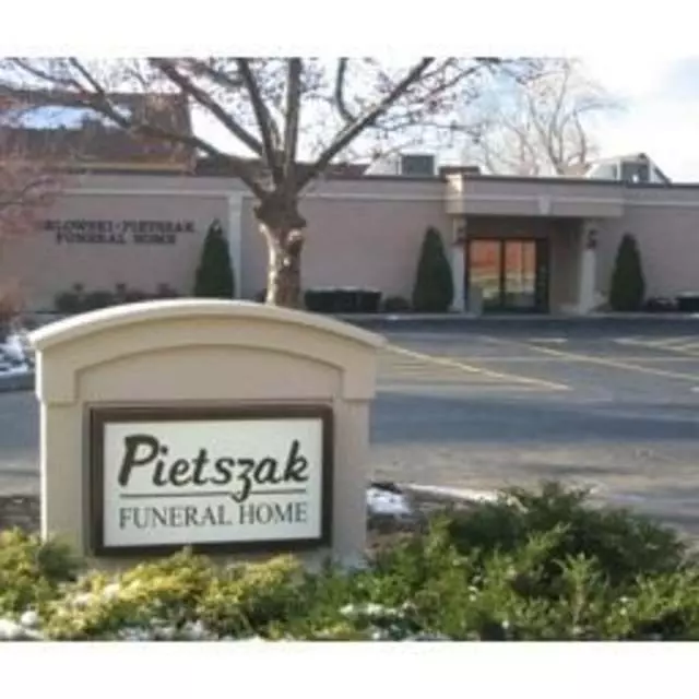 Pietszak Funeral Home