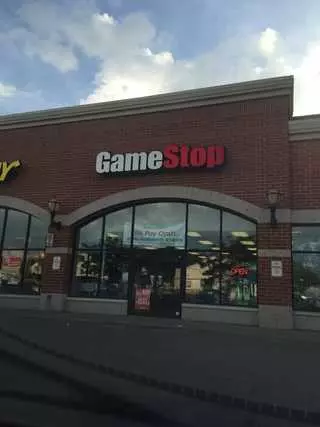 Gamestop Delaware & Kenmore Store 2237
