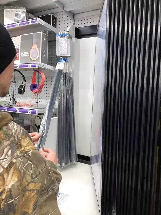 Five Below