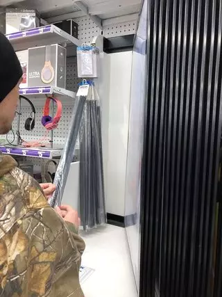 Five Below