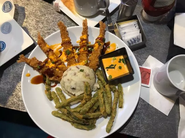 Dave & Buster's