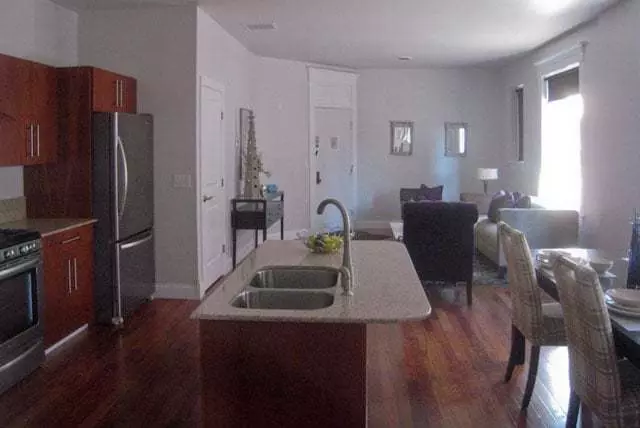 Apartments @ The Buffalo Lafayette